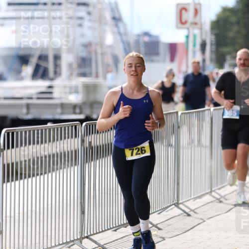 16.08.2026 - KN Förde Triathlon 2026 Antke Förster http://msf.ph/oto/9999620 16.08.2026 13:50:29 Laufen  meine-sportfotos.de