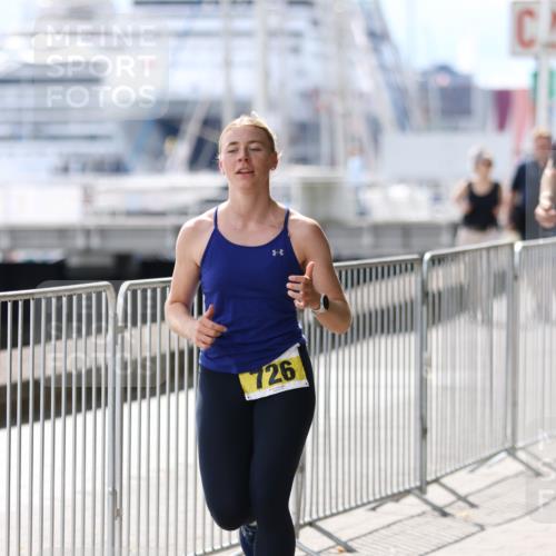 16.08.2026 - KN Förde Triathlon 2026 Antke Förster http://msf.ph/oto/9999622 16.08.2026 13:50:30 Laufen  meine-sportfotos.de