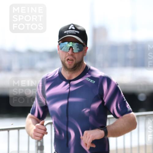 16.08.2026 - KN Förde Triathlon 2026 Antke Förster http://msf.ph/oto/9999640 16.08.2026 13:50:54 Laufen  meine-sportfotos.de