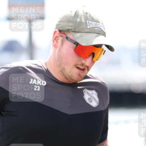 16.08.2026 - KN Förde Triathlon 2026 Antke Förster http://msf.ph/oto/9999648 16.08.2026 13:51:03 Laufen  meine-sportfotos.de