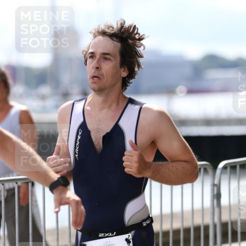 16.08.2026 - KN Förde Triathlon 2026 Antke Förster http://msf.ph/oto/9999661 16.08.2026 13:51:13 Laufen  meine-sportfotos.de