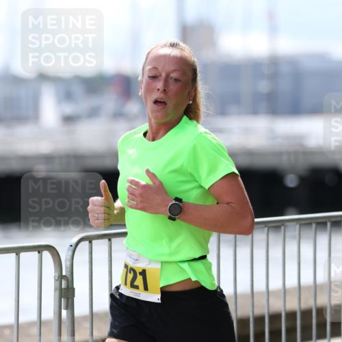 16.08.2026 - KN Förde Triathlon 2026 Antke Förster http://msf.ph/oto/9999695 16.08.2026 13:52:09 Laufen  meine-sportfotos.de