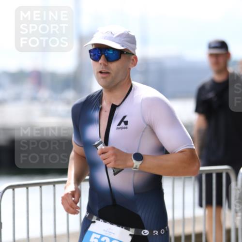 16.08.2026 - KN Förde Triathlon 2026 Antke Förster http://msf.ph/oto/9999753 16.08.2026 13:53:10 Laufen  meine-sportfotos.de