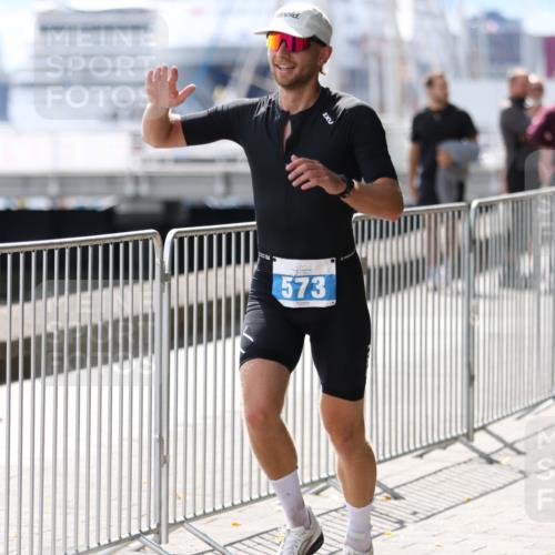 16.08.2026 - KN Förde Triathlon 2026 Antke Förster http://msf.ph/oto/9999757 16.08.2026 13:53:13 Laufen  meine-sportfotos.de
