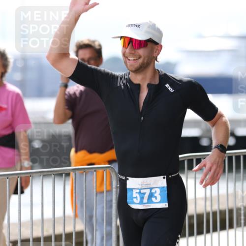 16.08.2026 - KN Förde Triathlon 2026 Antke Förster http://msf.ph/oto/9999759 16.08.2026 13:53:14 Laufen  meine-sportfotos.de