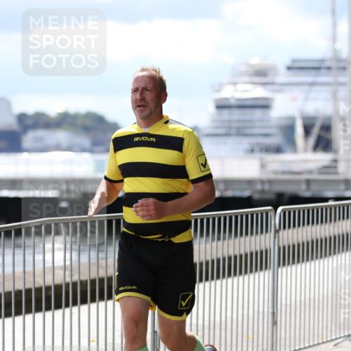 16.08.2026 - KN Förde Triathlon 2026 Antke Förster http://msf.ph/oto/9999843 16.08.2026 13:55:04 Laufen  meine-sportfotos.de