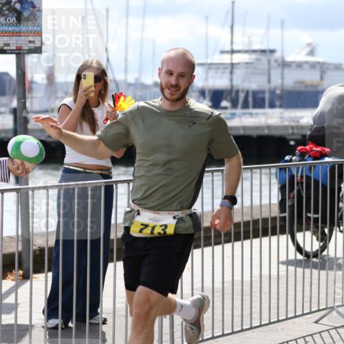 16.08.2026 - KN Förde Triathlon 2026 Antke Förster http://msf.ph/oto/9999858 16.08.2026 13:55:22 Laufen  meine-sportfotos.de