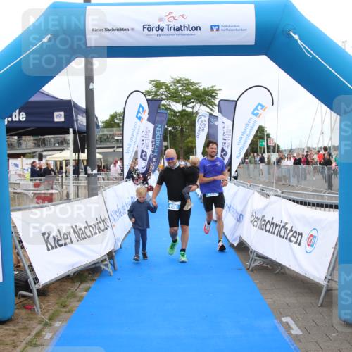 16.08.2026 - KN Förde Triathlon 2026 Markus Tischler http://msf.ph/oto/9999964 16.08.2026 12:16:06 Ziel 392, 408, 392, 408 meine-sportfotos.de