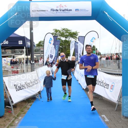 16.08.2026 - KN Förde Triathlon 2026 Markus Tischler http://msf.ph/oto/9999994 16.08.2026 12:16:07 Ziel 392, 408, 392, 408 meine-sportfotos.de